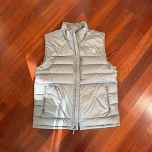 The North Face Men's Silver Puffer Vest